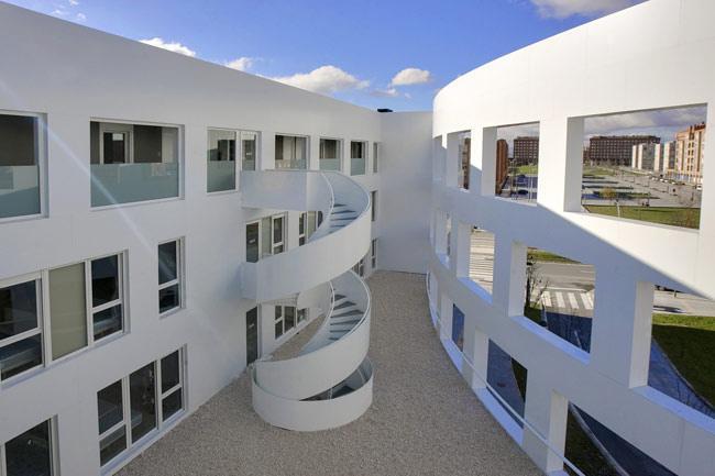 Apartamentos Irenaz Витория Экстерьер фото