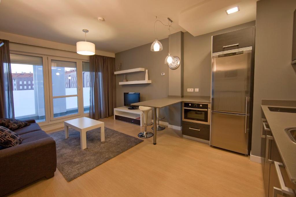 Apartamentos Irenaz Витория Номер фото