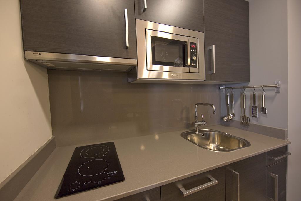 Apartamentos Irenaz Витория Экстерьер фото